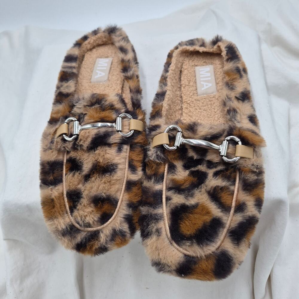 NEW MIA Amore Leopard Print Faux Fur Sherpa Lined Bit Loafer Mules Slides Size 6
